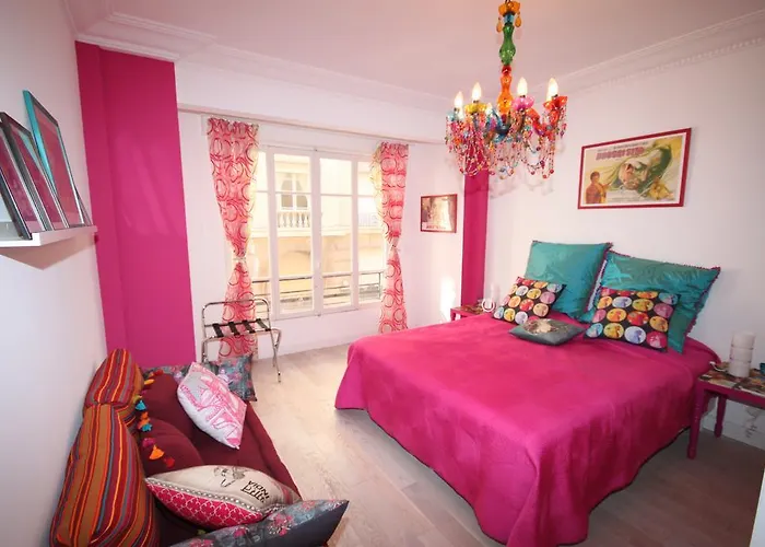 From Hollywood To Bollywood 2 Bedrooms 2 Bathrooms - 1 Min From Croisette&Beach, 12 Min From The Palais