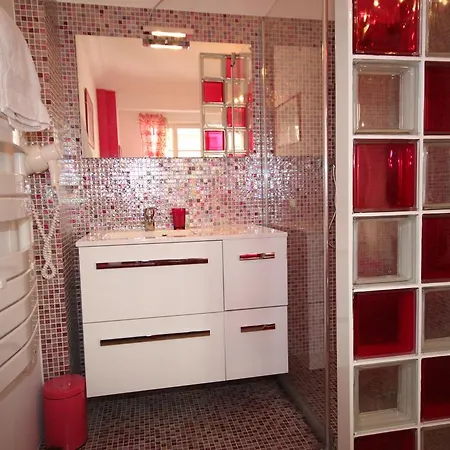 From Hollywood To Bollywood 2 Bedrooms 2 Bathrooms - 1 Min From Croisette&Beach, 12 Min From The Palais Cannes Extérieur photo