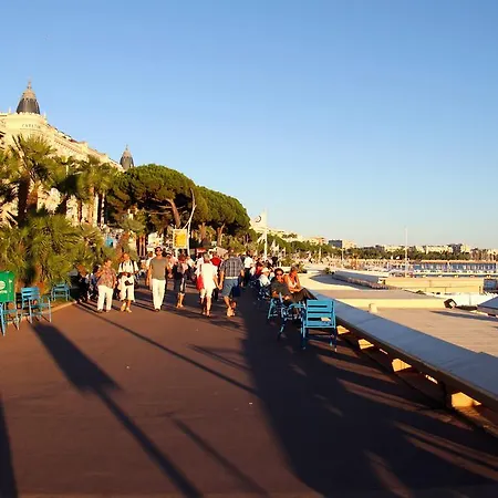 From Hollywood To Bollywood 2 Bedrooms 2 Bathrooms - 1 Min From Croisette&Beach, 12 Min From The Palais Cannes Extérieur photo